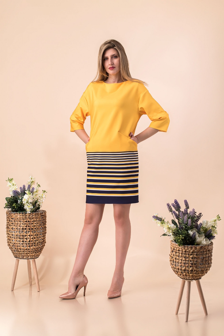 Imagine Rochia Adriana galben