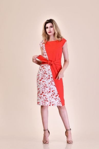 Imagine Rochie Dora corai