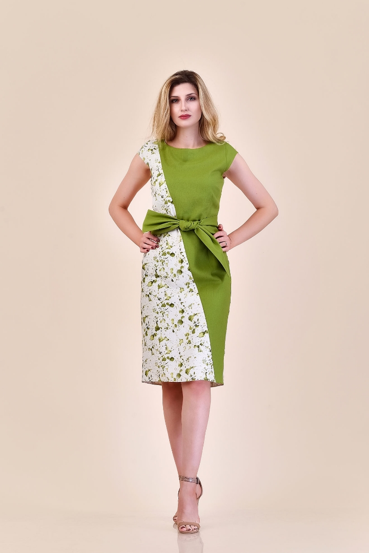 Imagine Rochia Dora verde fistic