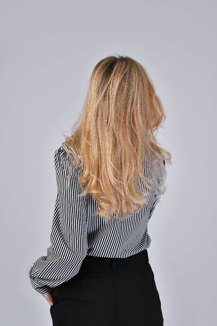 Imagine Bluza Delia cu dungi de culoare neagra