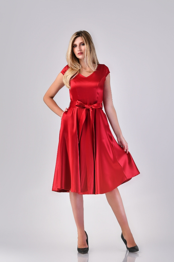 Imagine Rochia Laura din tafta rosie
