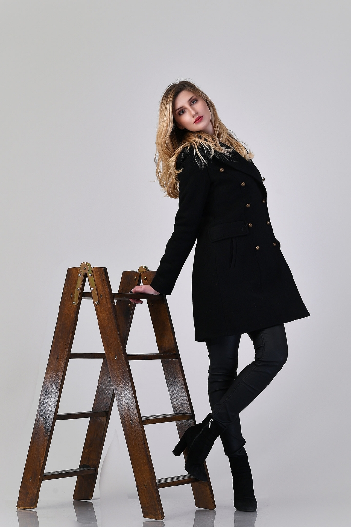 Imagine Palton Camelia negru