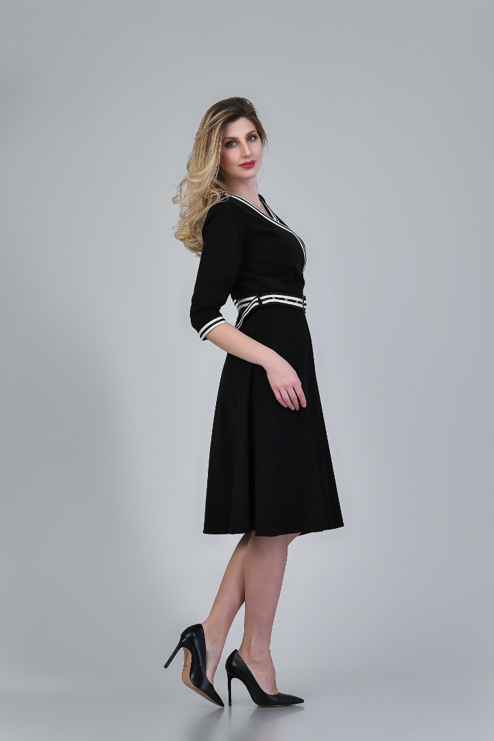 Imagine Rochia Rhona neagra