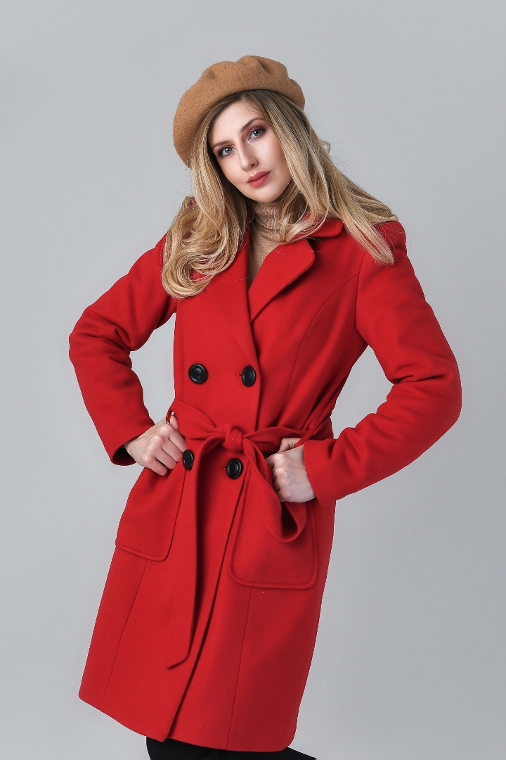 Imagine Palton Carmen rosu