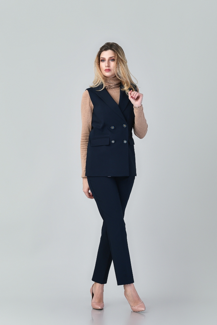 Imagine Vesta Irina bleumarin