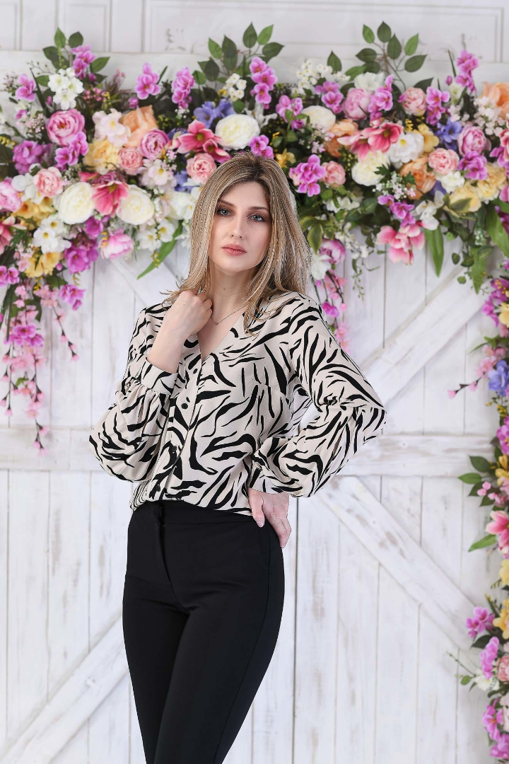 Imagine Bluza Carolina crem cu negru