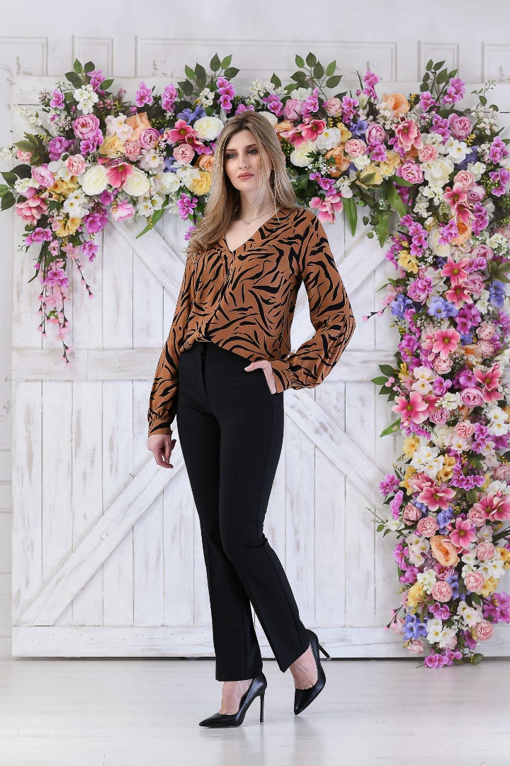 Imagine Bluza Carolina maro cu negru