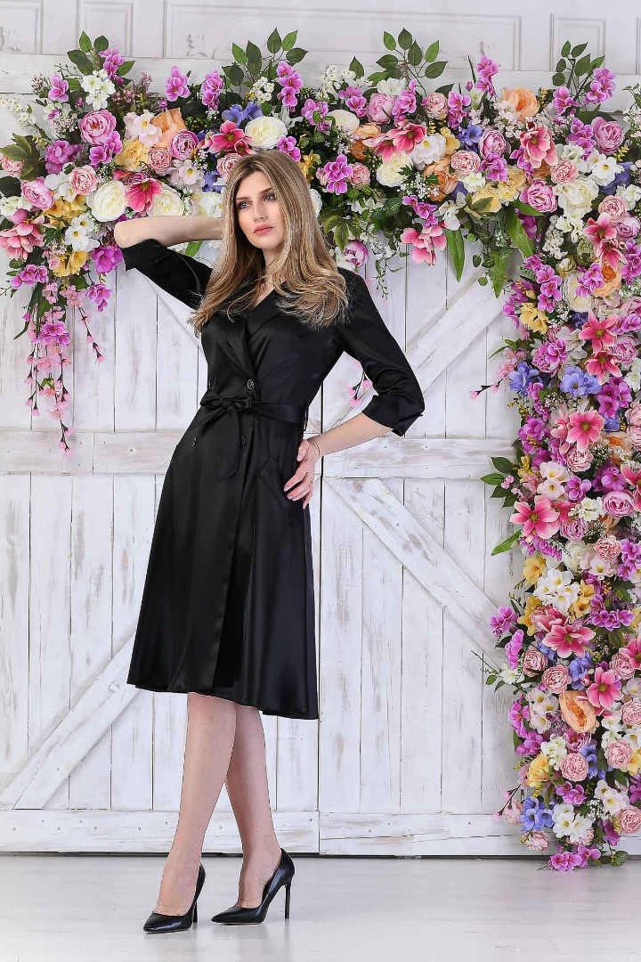 Imagine Rochia Karol din tafta neagra