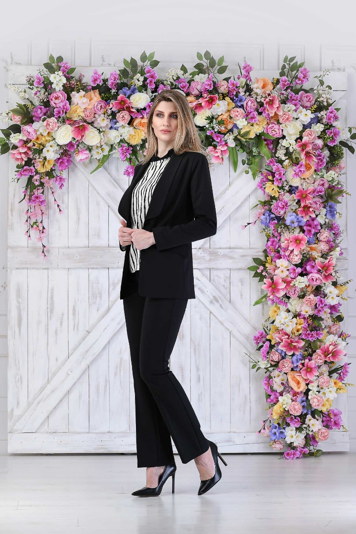 Imagine Sacou Ana negru captusit