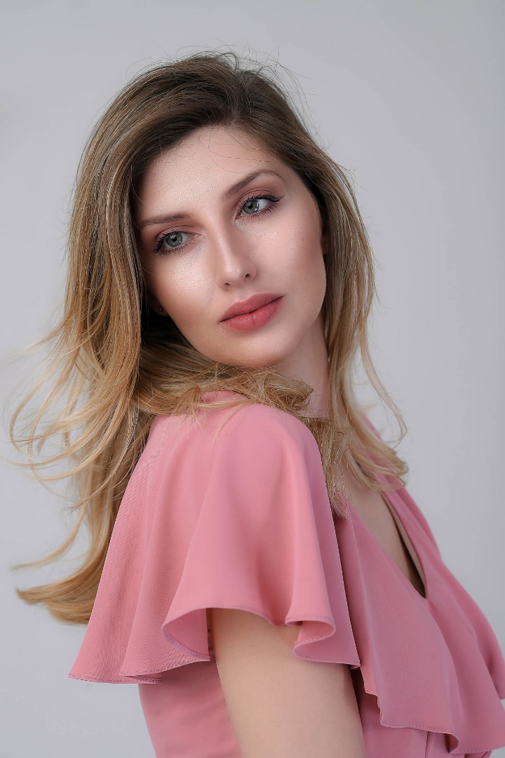 Imagine Rochia Andreea Roz