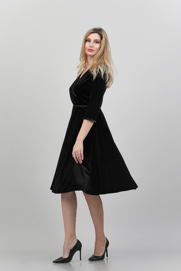 Imagine Rochia Rhona din catifea Neagră