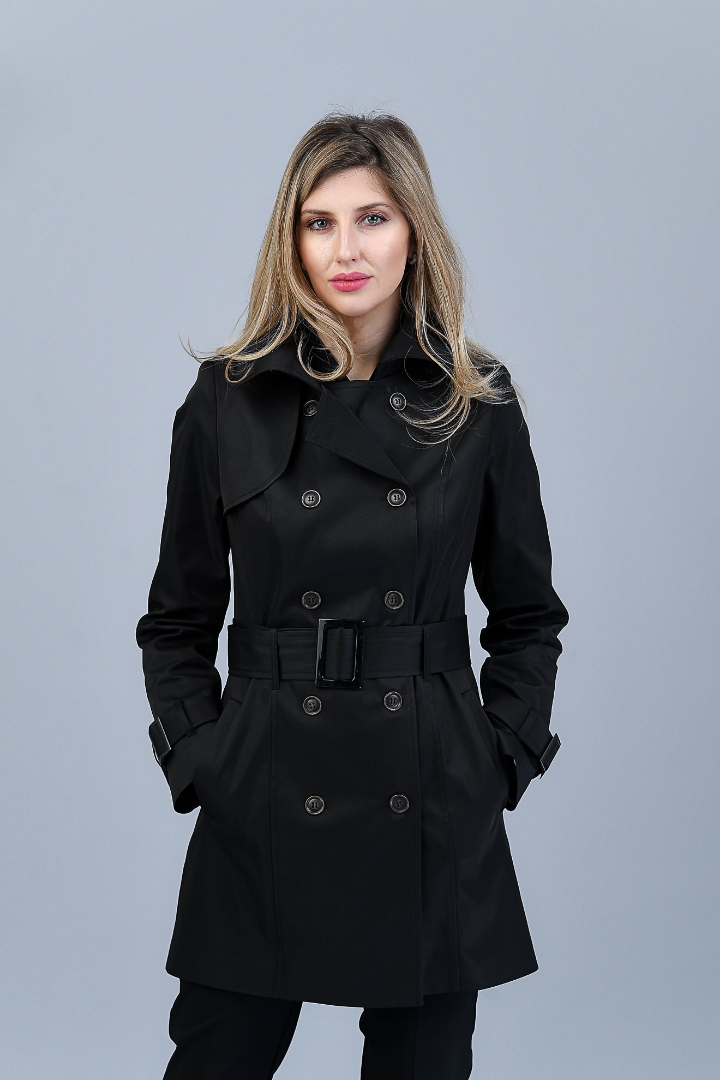 Imagine Trench Ramona Negru