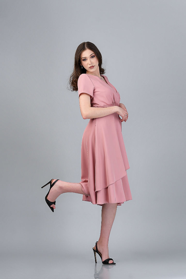 Imagine Rochia Lavinia Roz