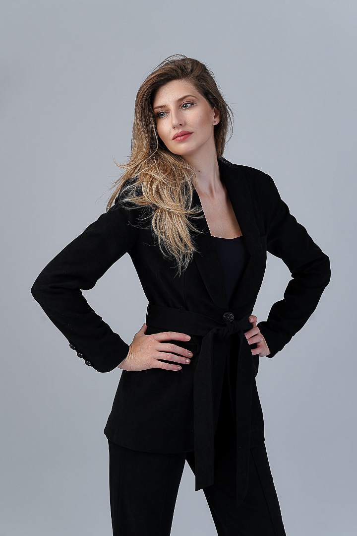 Imagine Sacou Erika Negru