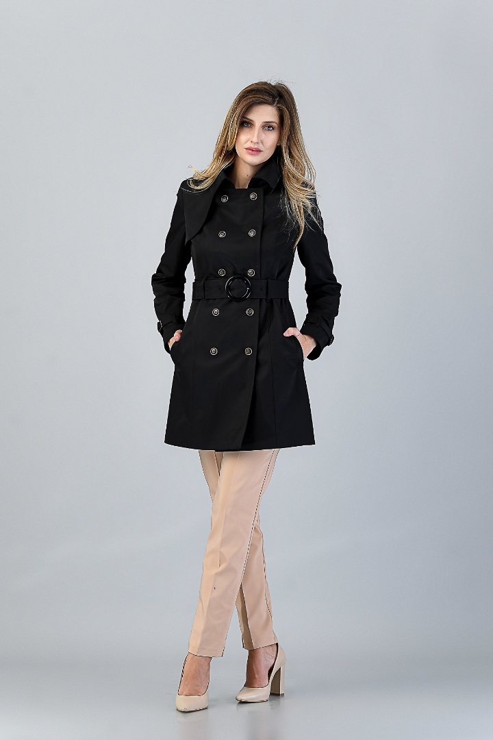 Imagine Trench Ramona Negru