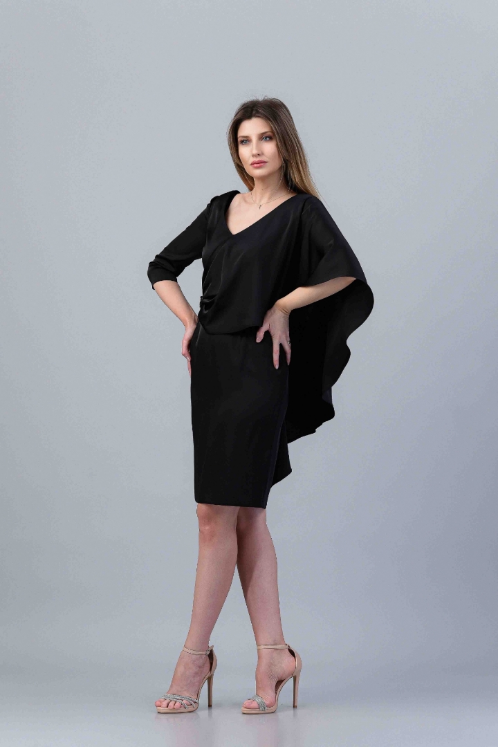 Imagine ROCHIA ENIKO NEAGRA