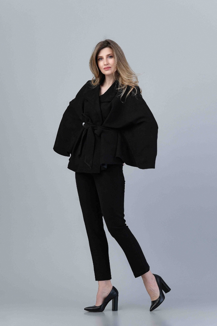 Imagine Capa Maria Neagra