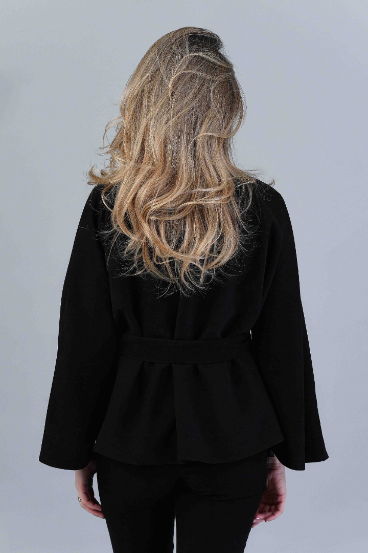 Imagine Capa Maria Neagra