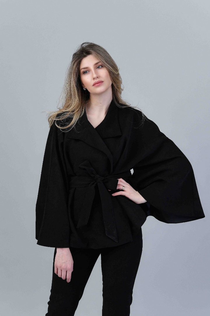 Imagine Capa Maria Neagra