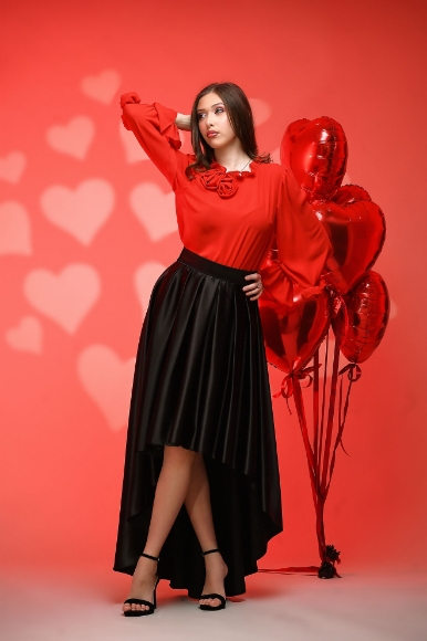 Imagine Fusta Madalina Neagra