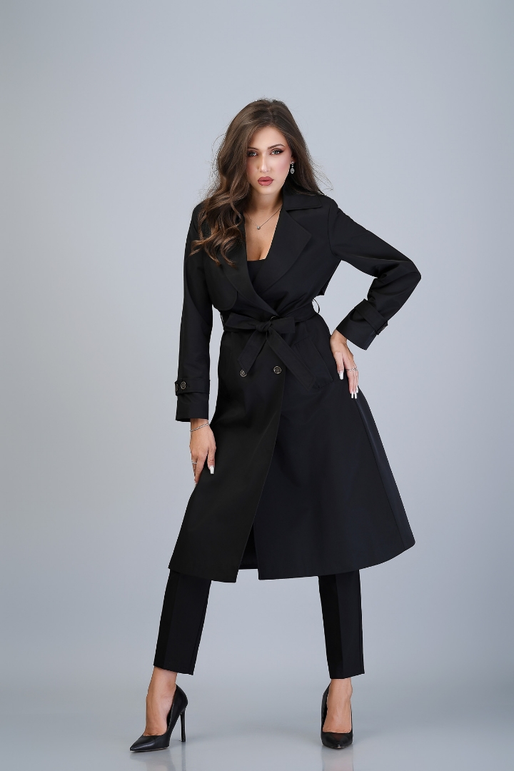 Imagine Trench Iustina Negru