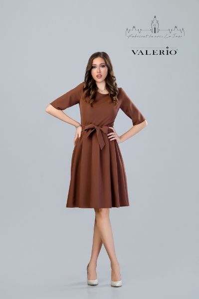 Imagine Rochia Sabrina Maron