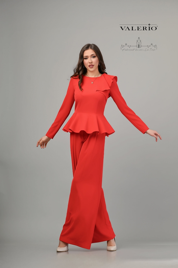 Imagine Pantalon Saskia Rosu