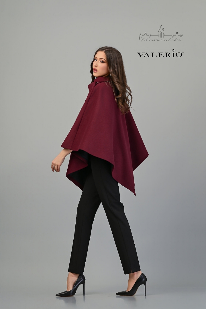 Imagine Poncho Burgundy