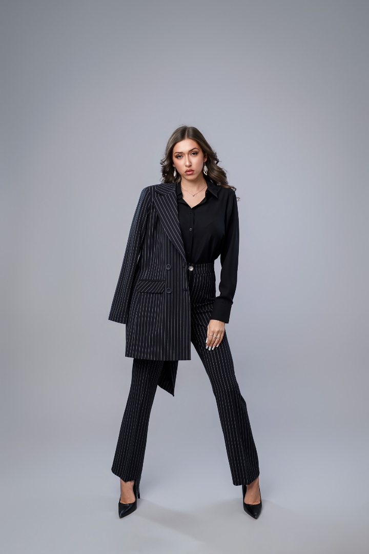 Imagine BLUZA HELGA NEAGRA