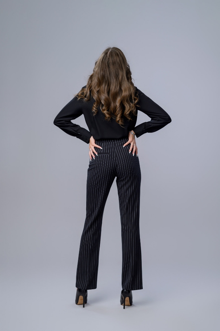 Imagine BLUZA HELGA NEAGRA