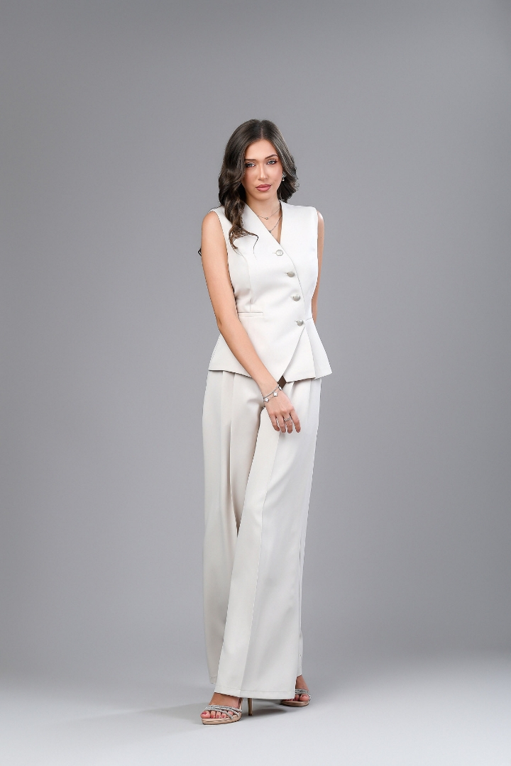 Imagine Pantalonul Saskia bej