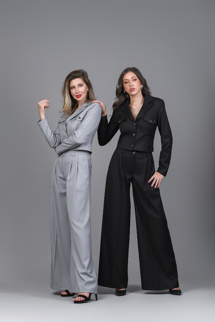 Imagine Pantalonul Saskia gri