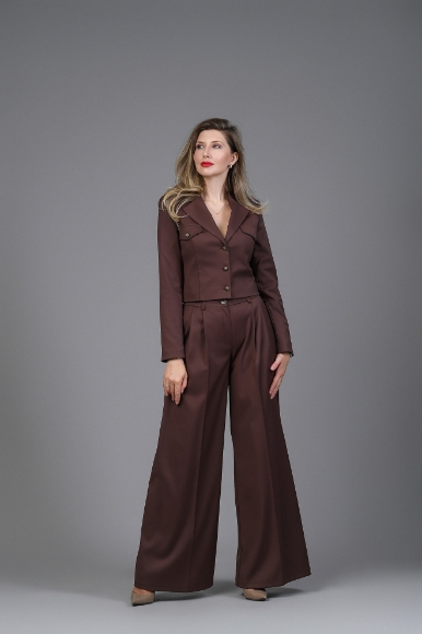 Imagine Pantalonul Saskia maron